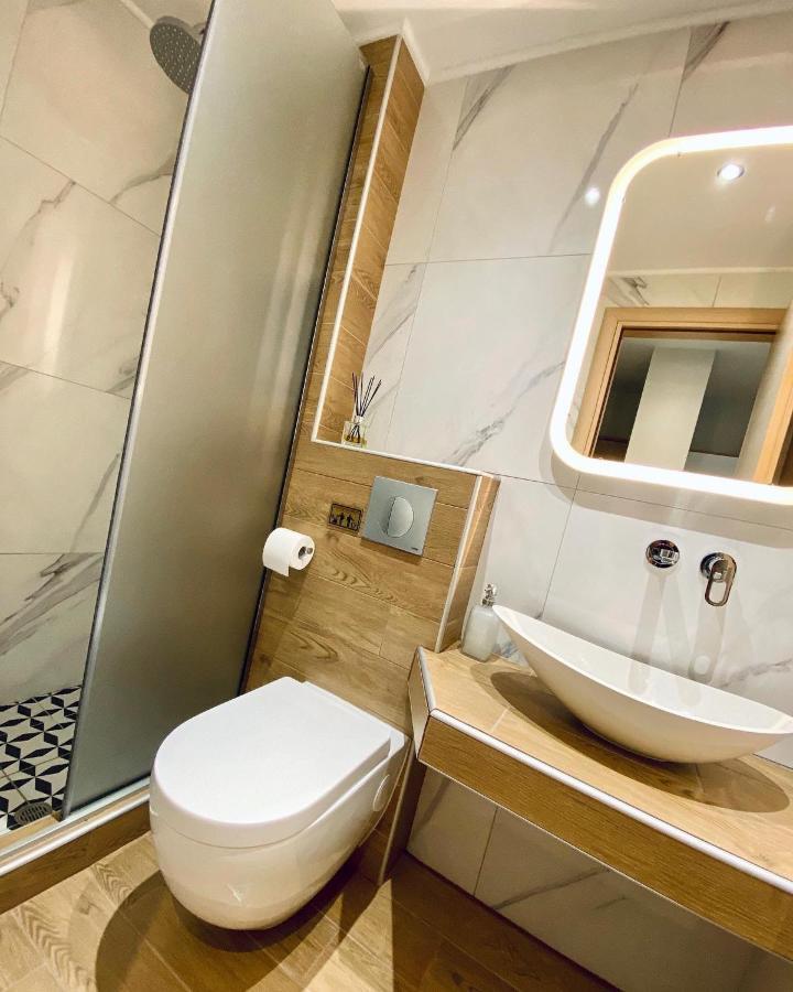 48 Downtown Lofts Apartment เนอาเปรามอส ภายนอก รูปภาพ