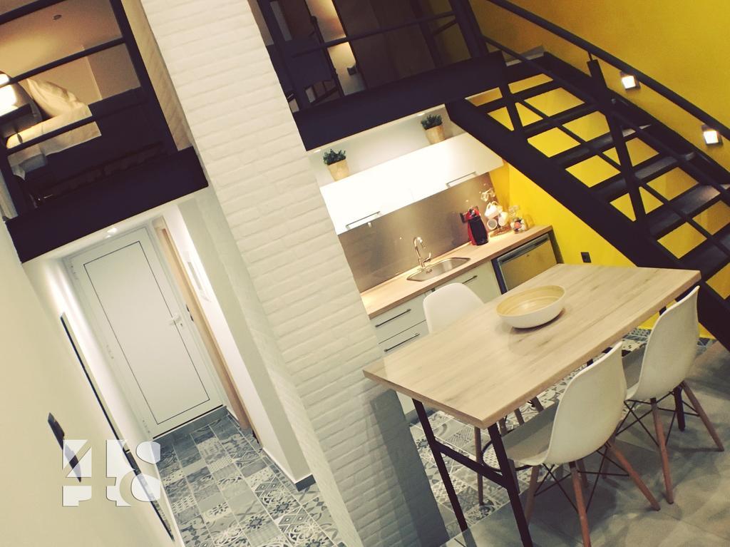 48 Downtown Lofts Apartment เนอาเปรามอส ภายนอก รูปภาพ