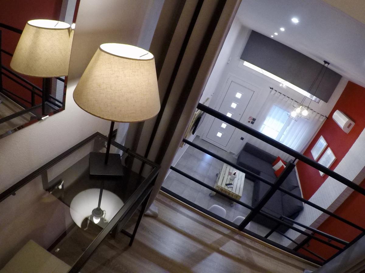 48 Downtown Lofts Apartment เนอาเปรามอส ภายนอก รูปภาพ